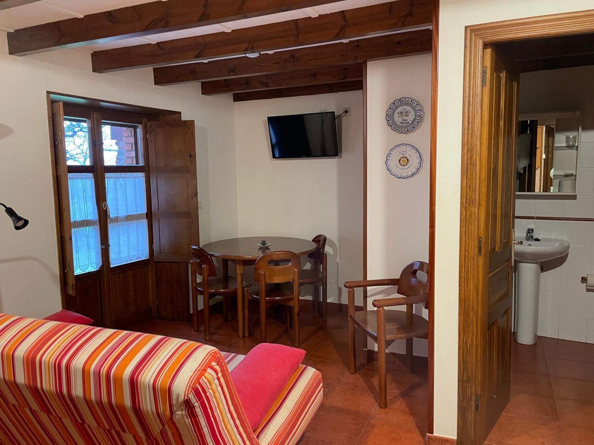 Apartamentos El Cueto De Los Collado Villanueva de Pria Luaran gambar