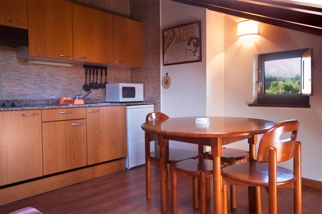 Apartamentos El Cueto De Los Collado Villanueva de Pria Luaran gambar