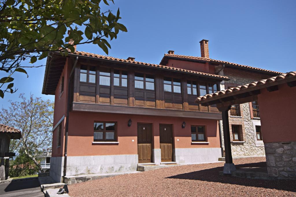 Apartamentos El Cueto De Los Collado Villanueva de Pria Luaran gambar